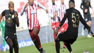 Sivasspor'da Rey Manaj'ı durdurabilen yok! Çaykur Rizespor'u yıktı