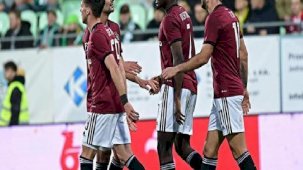 Sparta Prag, Karvina engeline takılmadı!