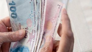 SSK ve BAĞKUR emeklileri dikkat: Ek zam kararı Resmi Gazete'de! İşte ödemelerin yapılacağı tarih