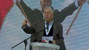 Şükrü Genç, CHP'den istifa ederek bağımsız aday oldu