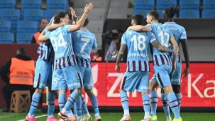 Trabzonspor, Hatayspor'u iki golle geçti