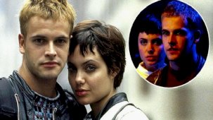 Ünlü oyuncuyu etkilemek için uçaktan bile atlamış! 'Geceyi bıçak fırlatarak geçirdik'