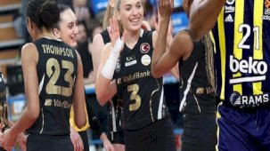 VakıfBank'ın yıldızı gönlü Fenerbahçeli yıldıza kaptırdı!