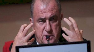 Yunanistan'da Fatih Terim öfkesi! Panathinaikos taraftarı çıldırdı: Gönderin