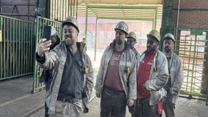 Zonguldaklı madenciler, enkazdan kurtardıkları genç kızla gönül bağı kurdu