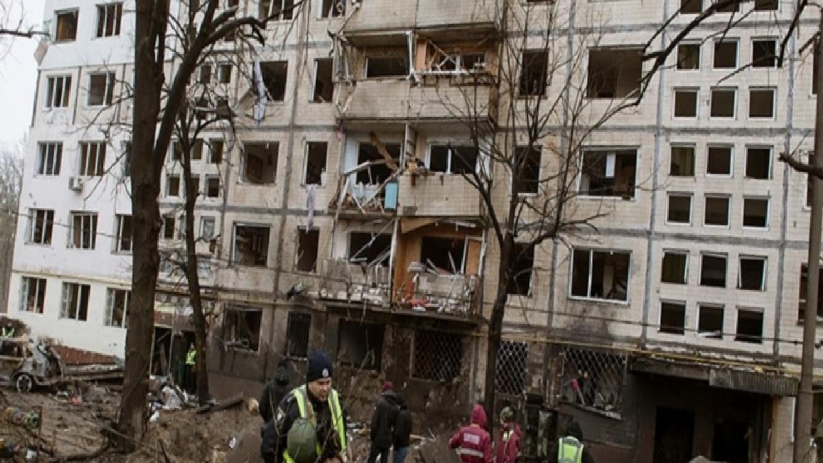 Ukrayna: Birliklerimizi Avdiyivka kentinden çekme kararı aldık
