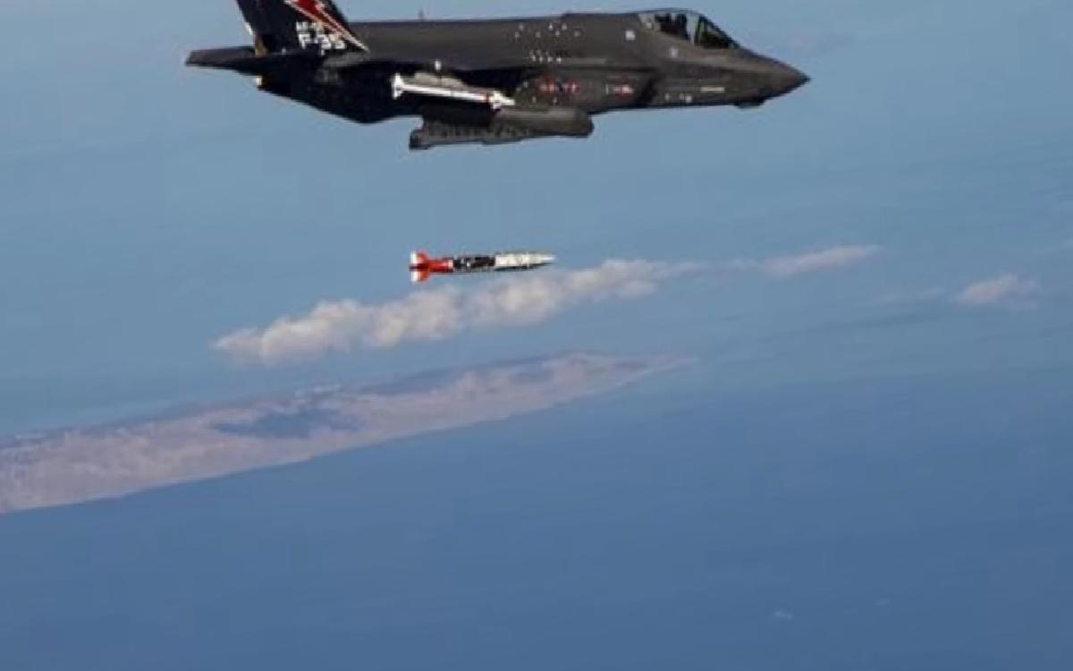 Amerikan F-35 savaş jetlerine nükleer bomba taşıma yetkisi verildi