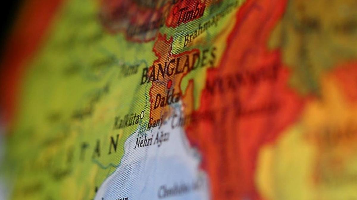 Bangladeş'te çıkan yangında 43 kişi hayatını kaybetti