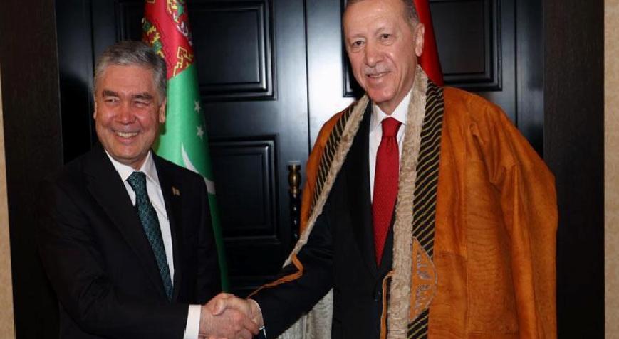 Cumhurbaşkanı Erdoğan, Gurbangulu Berdimuhamedov ile bir araya geldi
