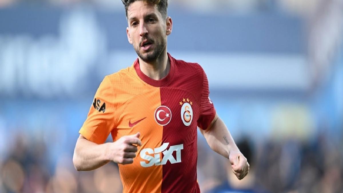Dries Mertens: Bir sene daha devam edeceğim gibi duruyor