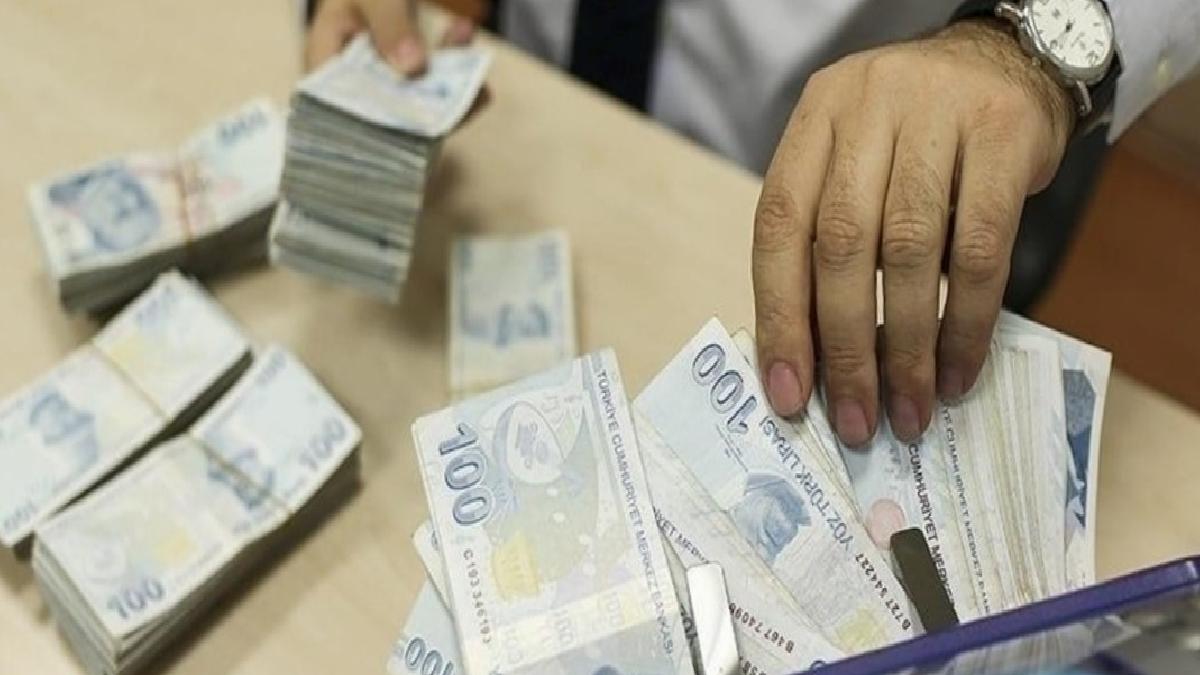 Emeklilere banka maaş promosyonu müracaatında rekor kırıldı