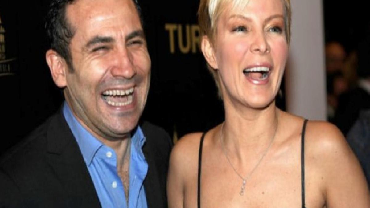 Ferhat Göçer, sevgilisi Ömür Gedik'le ev hallerini paylaştı: