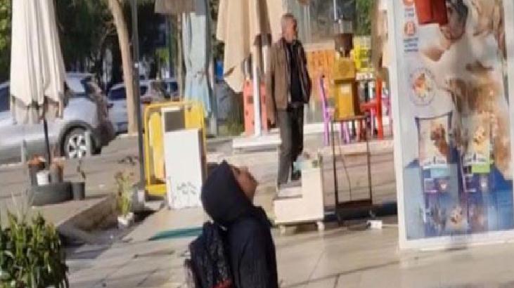 İç ısıtan anlar! Türk bayrağının karşısına geçti, İstiklal Marşı okudu