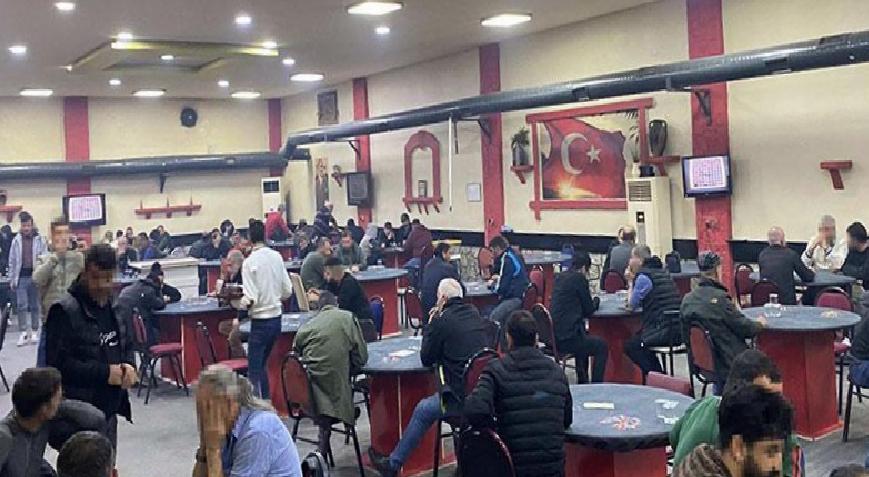 Kumar oynarken yakalanan 83 kişiye 533 bin 275 TL ceza