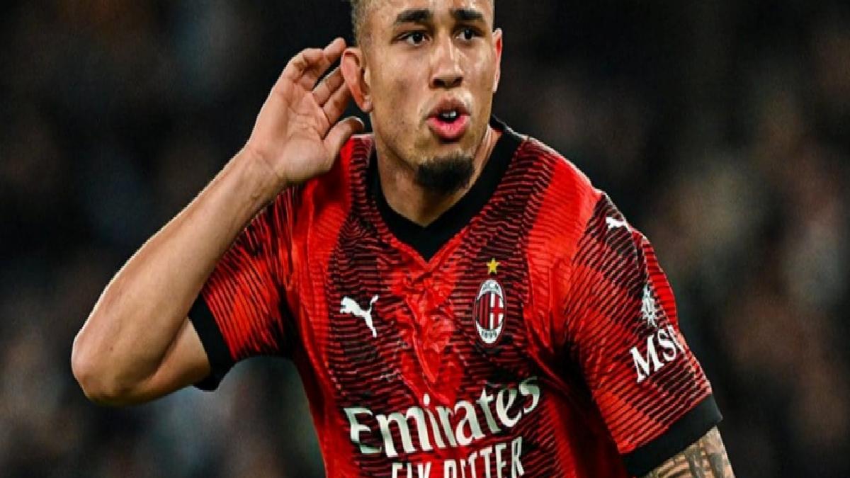 Milan, 3 kırmızı kartlı maçta Lazio'yu tek golle geçti