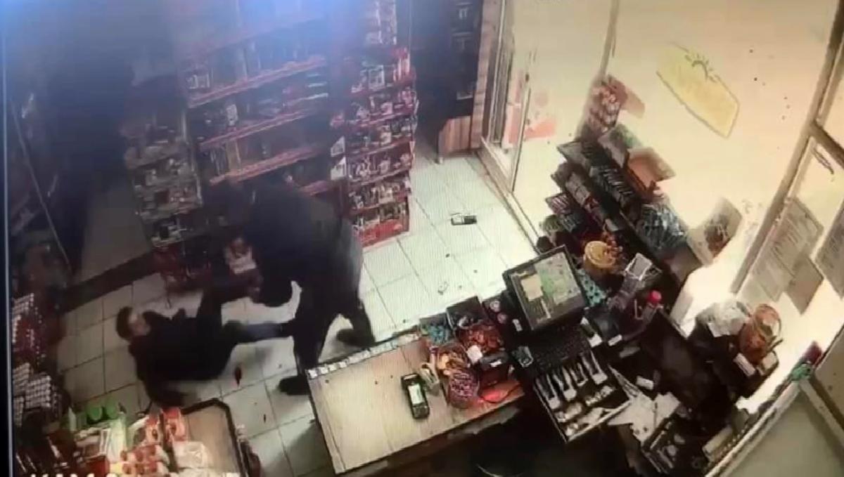 Seçim broşürü nedeniyle çıkan tartışmada 1 kişi öldü 1 kişi yaralandı