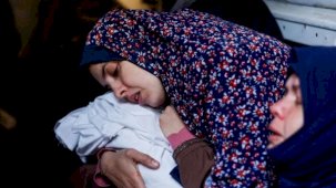 10 yıl sonra anne olan Filistinli kadın, İsrail saldırılarında ikizlerini kaybetti