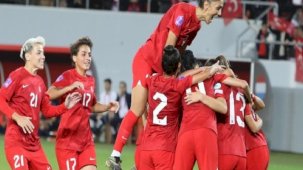 A Milli Kadın Futbol Takımı'nın aday kadrosu açıklandı