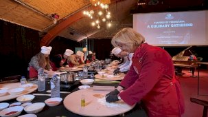 Belçikalı Siyasetçiler Türk Mantısı Yaptı