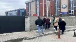 Büyükçekmece'de Okul Müdürü Öğrenci ve Velilere Şiddet Uyguladı