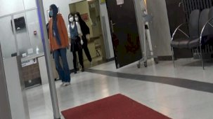 Devlet hastanesinde panik! 2 işçide zehirlenme belirtileri görülmesi üzerine acil servis boşaltıldı, hasta kabulü durdu