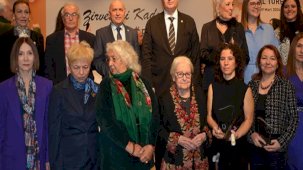 Dünya Kadınlar Günü'nde zirvedeki kadınlara ödülleri takdim edildi