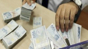 Emeklilere banka maaş promosyonu müracaatında rekor kırıldı