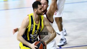 Fenerbahçe rekorlar gecesinde Baskonia'yı mağlup etti
