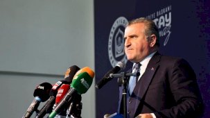 Gençlik ve Spor Bakanı Osman Aşkın Bak: Türkiye'de Spor Devrimi Yaşanıyor