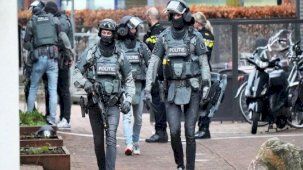 Hollanda’da rehine krizi! Polis operasyon başlattı