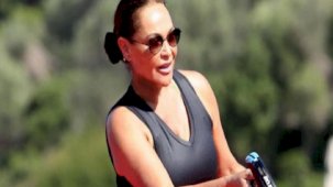 Hülya Avşar sosyal medyayı bir kez daha salladı