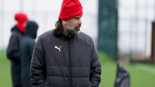 İbrahim Üzülmez'den Fenerbahçe yorumu: Onlar bu ligde olmalı