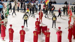 İşitme Engelliler Kış Olimpiyatları'nın başlangıcı mehterle yapıldı!