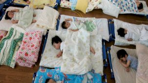 Japonya'da bebekler için üretim duruyor! Yetişkin bezlerine odaklanacaklar