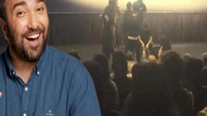 Komedyen Özgür Turhan, İzmir'deki gösterisinde sahneden düştü!