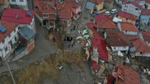 Korkunç olay! Heyelanlar Tokat'ta köyü ikiye ayırdı