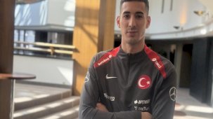 Mert Müldür: İlk hedefim Fenerbahçe’de şampiyonluk yaşamak