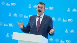 Milli Eğitim Bakanı Yusuf Tekin, İstanbul'daki eğitim-öğretim yatırımlarında Büyükşehir Belediyesi ile diyalog eksikliğine dikkat çekti