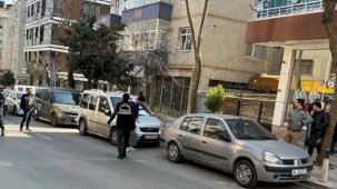 Polis memuru, yol verme tartışması yaşadığı sürücüyü bacağından vurdu
