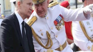 Putin, Ukrayna'nın yoğun saldırılarının ardından donanma şefini görevden aldı