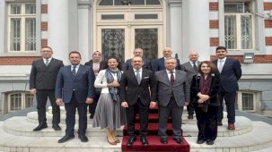 Trakya Üniversitesi heyeti Türkiye'nin Bükreş Büyükelçisi Özgür Kıvanç Altan'ı ziyaret etti