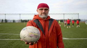 Yuvacıkspor Başkanı, Futbolcuların Maaşlarını Ödemek İçin Eşinin ve Kız Kardeşinin Bileziklerini Sattı