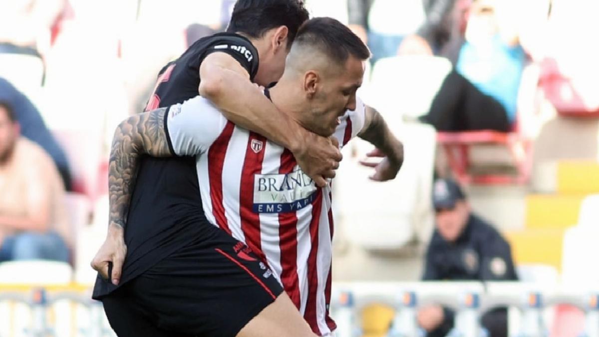 Sivasspor, Fatih Karagümrük'ü tek golle geçti