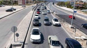 43 ilin geçiş güzergahında bayram yoğunluğu