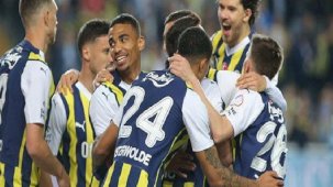 6 gollü heyecan dolu maçta kazanan Fenerbahçe! Adana Demirspor'u mağlup etti