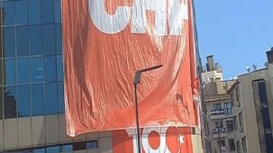 Balıkesir Belediye Başkanı Ahmet Akın: CHP bayrağı asanlar hakkında suç duyurusunda bulunduk