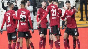 Beşiktaş'tan sakatlık açıklaması! Ameliyat olacak