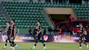Fenerbahçe sahadan çekildi! TFF'nin yol haritası ne olacak