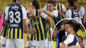 Fenerbahçeli yıldız için övgü dolu sözler: Ustalık yapışmış bırakmıyor!