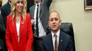 Kırıkkale Belediye Başkanı Önal mazbatasını alarak göreve başladı